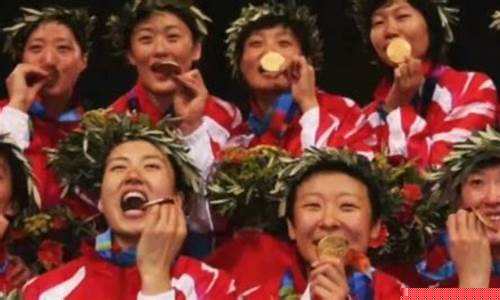 2004奥运会女排决赛_2004奥运会女排决赛中国VS俄罗斯